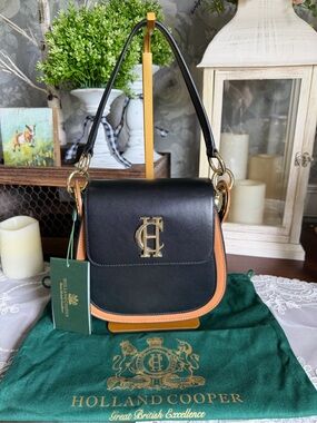 NWT Holland Cooper Black & Tan Leather Chelsea Saddle Bag Purse